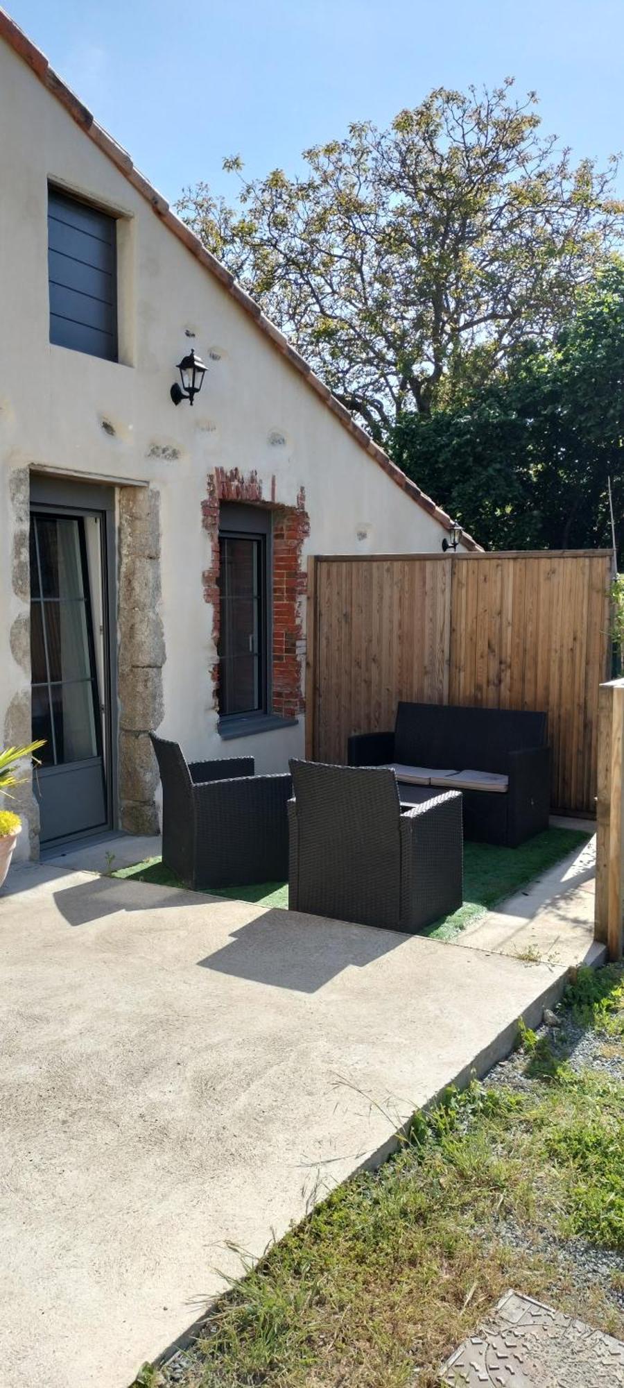 Chez Henri Les Herbiers Exterior foto